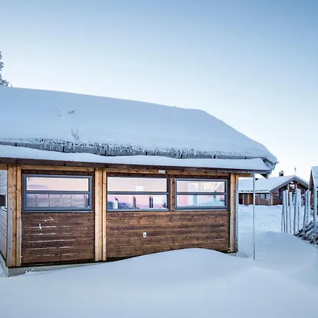 Liapark Lodge *