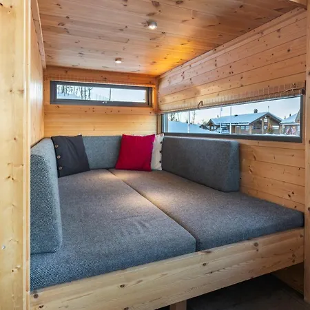 Liapark Lodge *
