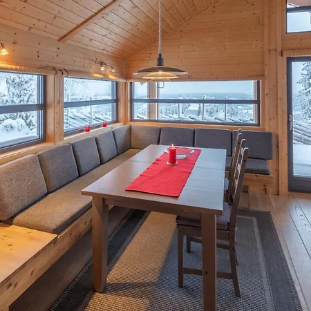 Liapark Lodge *