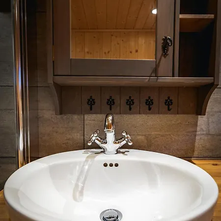 Liapark Lodge Ål