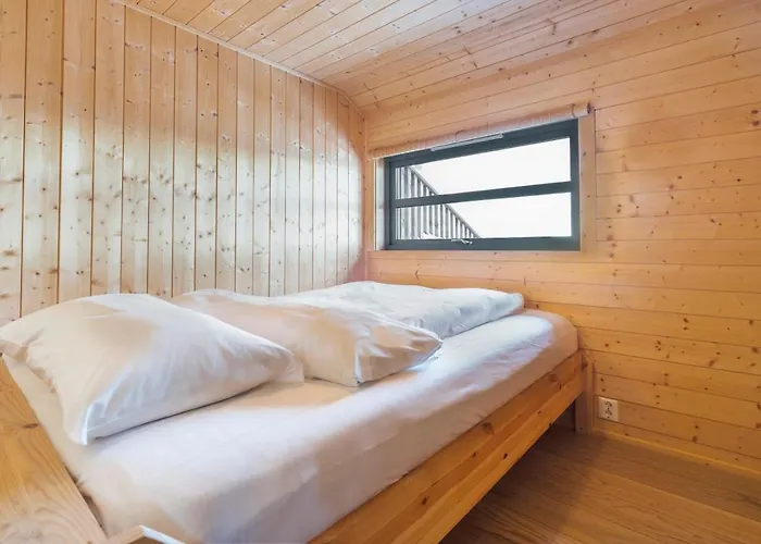 אכסניה Liapark